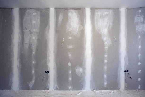 Wallpaper Removal and Painting in Littlerock, CA